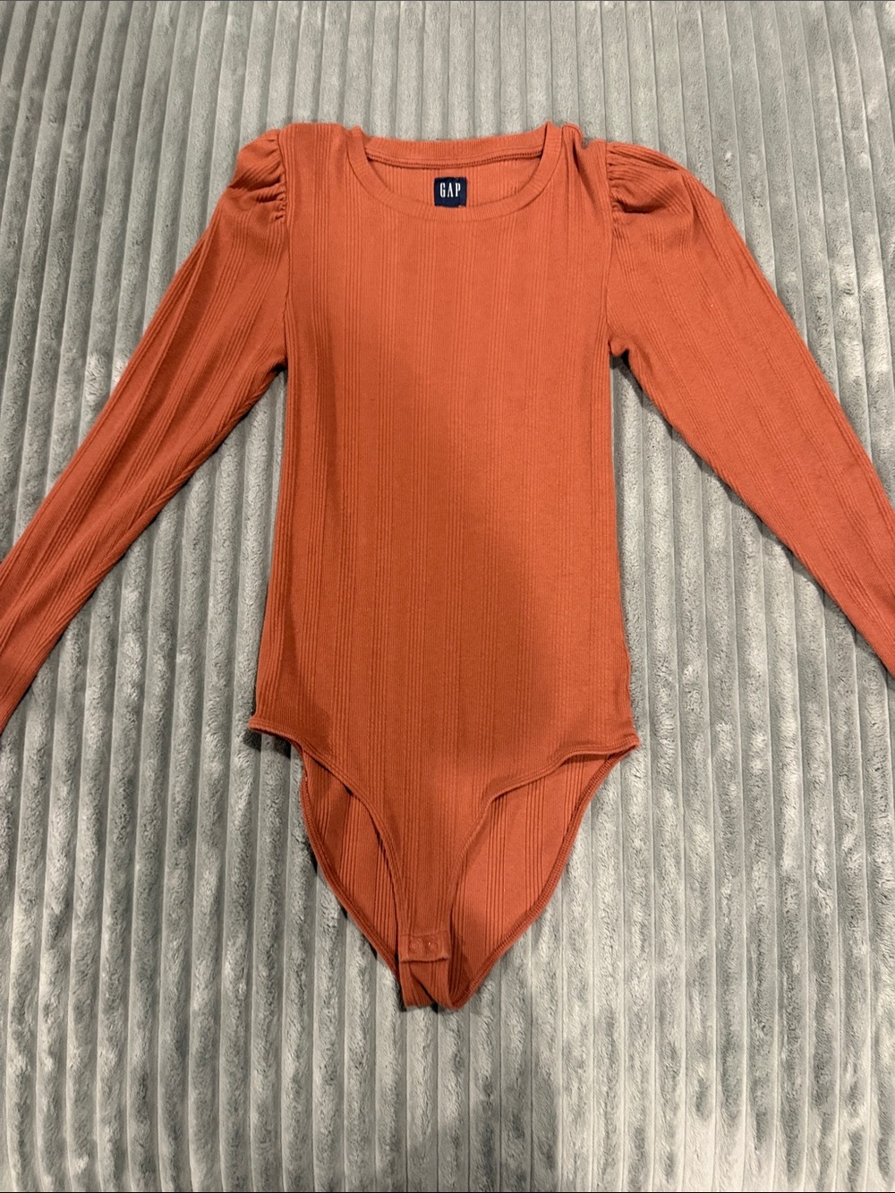 GAP Women's Ribbed Long-Sleeve Bodysuit - Burnt Orange
